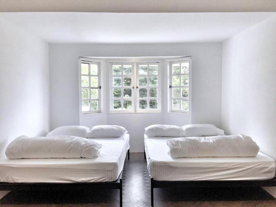 80 Colonie Διαμέρισμα Fraser Hill Εξωτερικό φωτογραφία